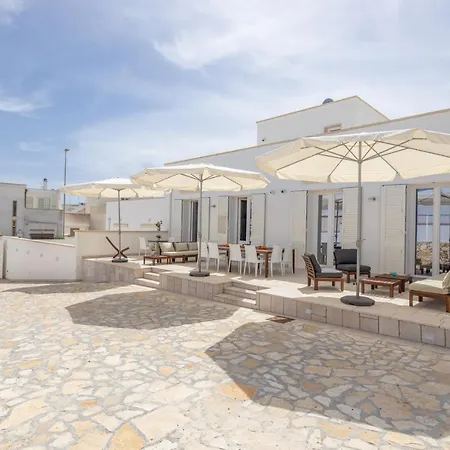 B&bleucaineout Bed & Breakfast Santa Maria di Leuca