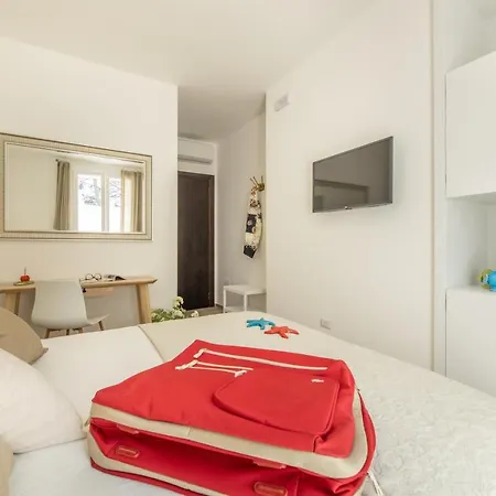 B&bleucaineout Bed & Breakfast